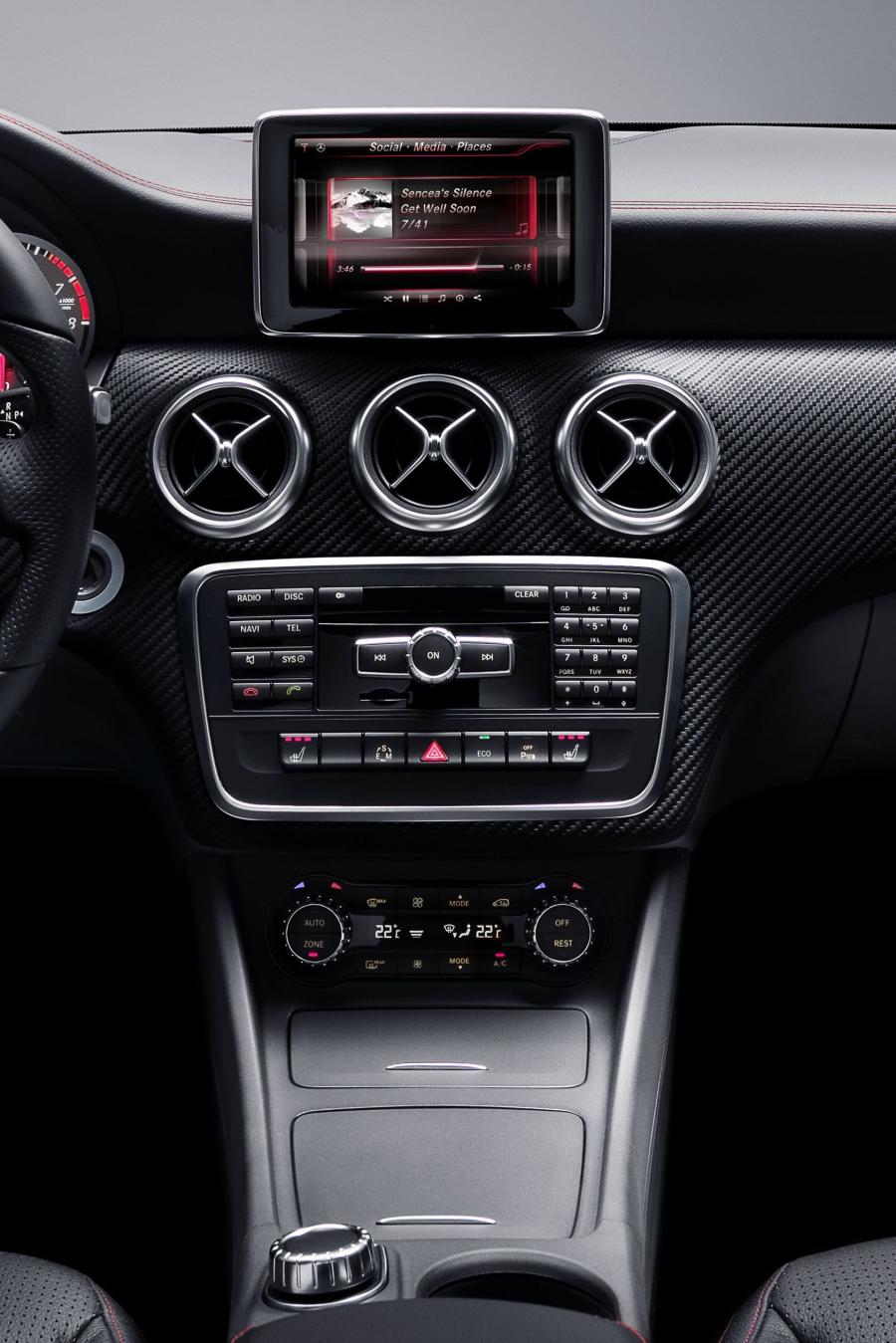  Mercedes-Benz A250 2012 года  (фото 2 из 37)